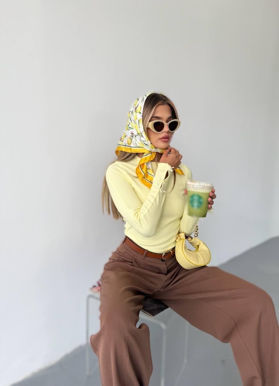 Kolları Kurdeleli Sarı Bluz